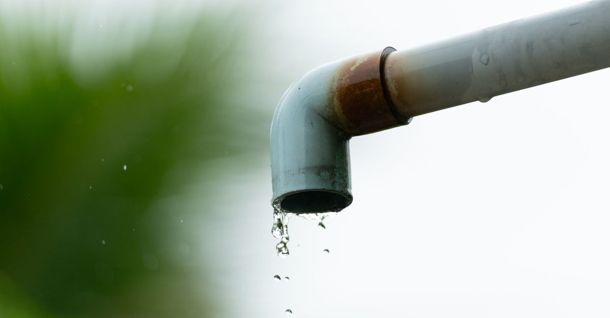 Navigating Compliance in Industrial Plumbing for Large Facilities